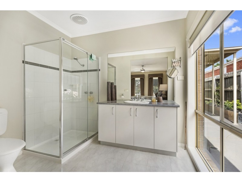 14 Kippax Street, Sunbury VIC 3429