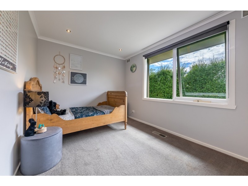 11 Gregory Court, Sunbury VIC 3429