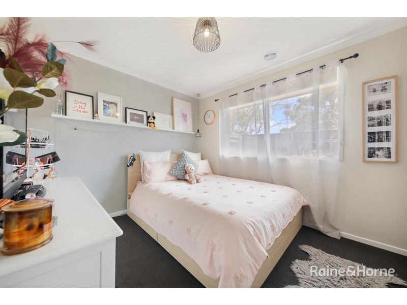 5 Scullin Court, Sunbury VIC 3429