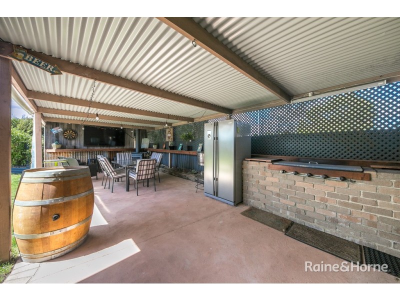 5 Scullin Court, Sunbury VIC 3429