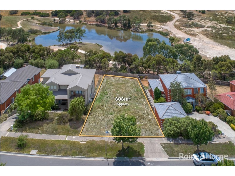 6 Riverview Terrace, Sunbury VIC 3429