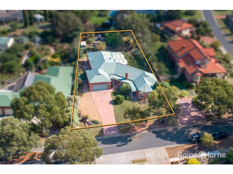 82 Yellow Gum Boulevard, Sunbury VIC 3429