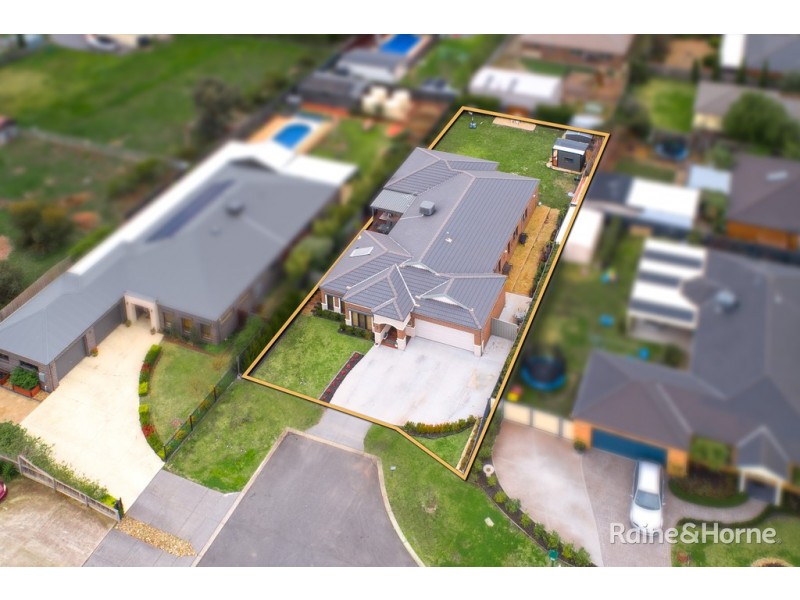 6 Portree Court, Sunbury VIC 3429