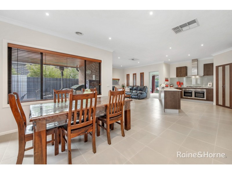6 Portree Court, Sunbury VIC 3429