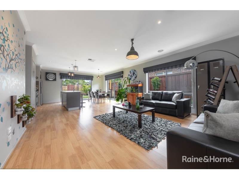 30 Holland Road, Sunbury VIC 3429