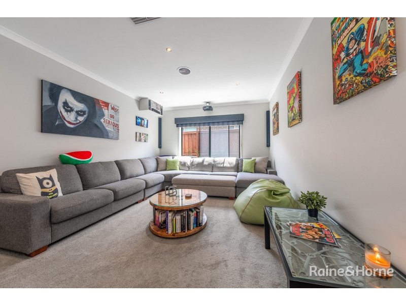 30 Holland Road, Sunbury VIC 3429