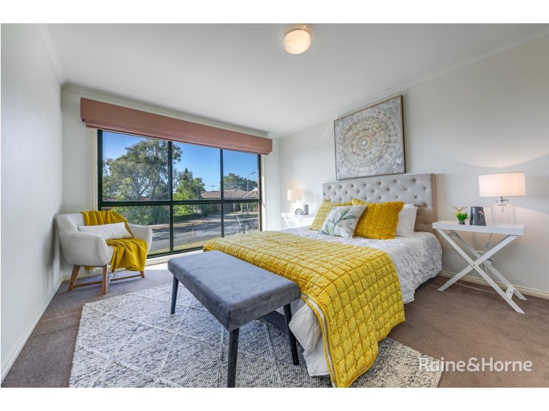 54 Olive Grove, Sunbury VIC 3429