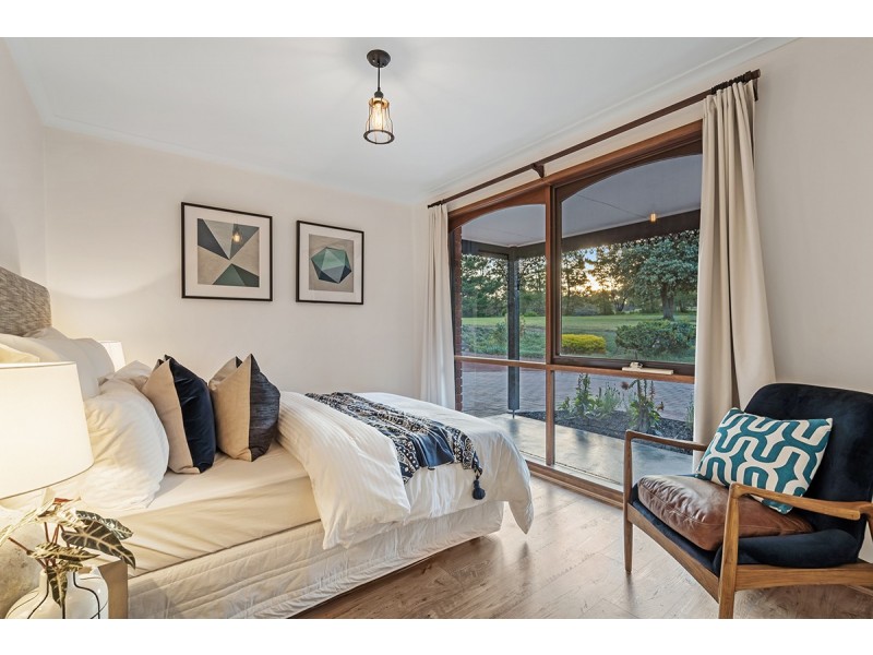 340 Racecourse Road, Sunbury VIC 3429