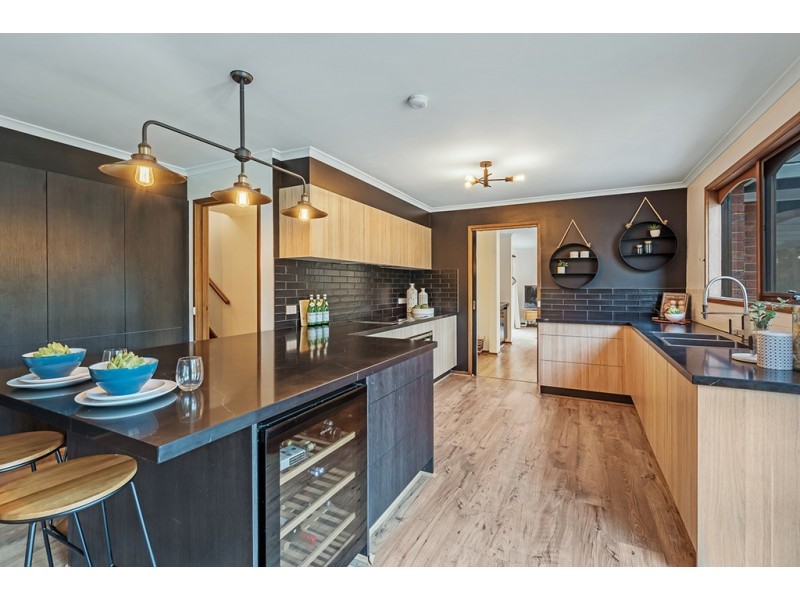 340 Racecourse Road, Sunbury VIC 3429