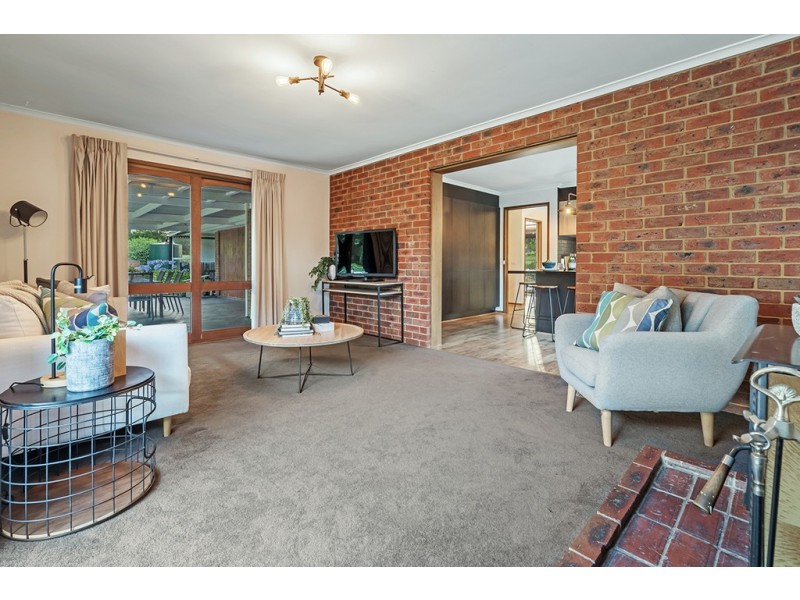 340 Racecourse Road, Sunbury VIC 3429