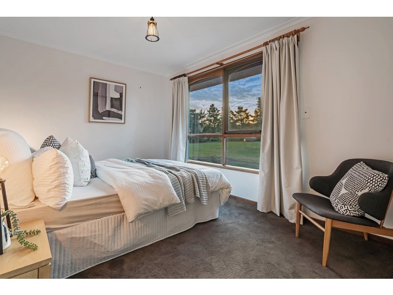 340 Racecourse Road, Sunbury VIC 3429