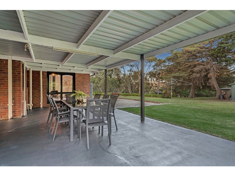 340 Racecourse Road, Sunbury VIC 3429