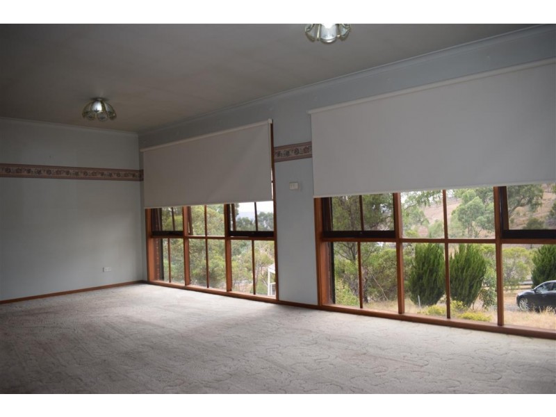 685 Racecourse Road, Sunbury VIC 3429