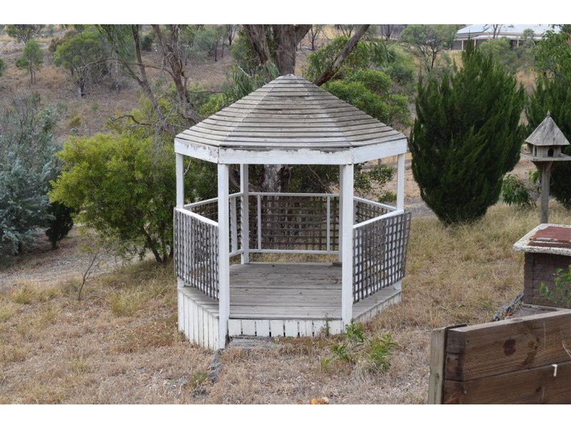 685 Racecourse Road, Sunbury VIC 3429