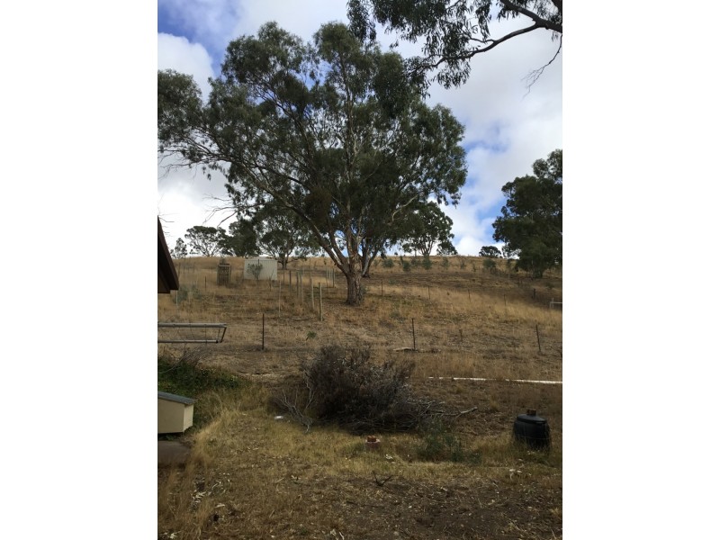 685 Racecourse Road, Sunbury VIC 3429