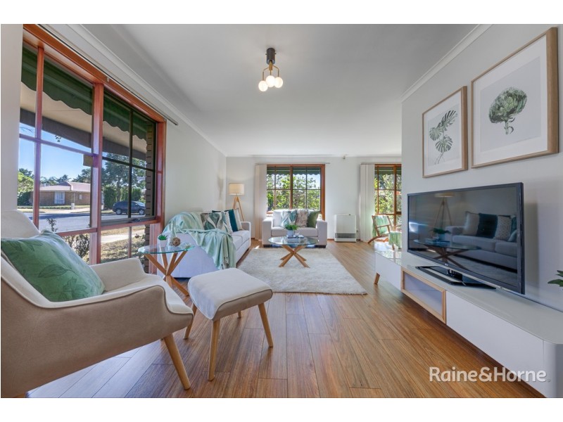 47 Dunrossil Drive, Sunbury VIC 3429