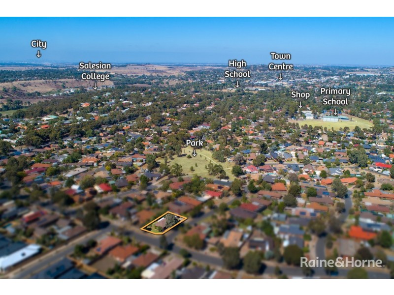 47 Dunrossil Drive, Sunbury VIC 3429