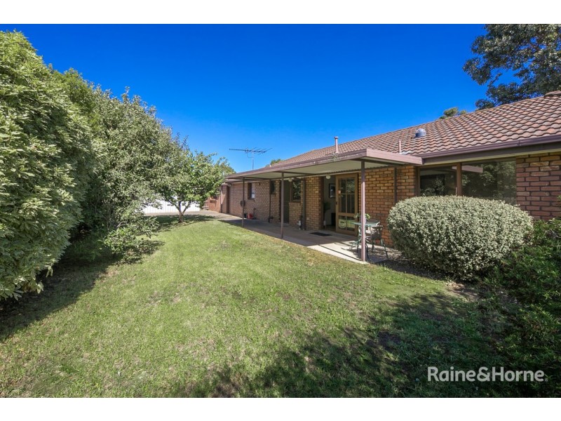 47 Dunrossil Drive, Sunbury VIC 3429