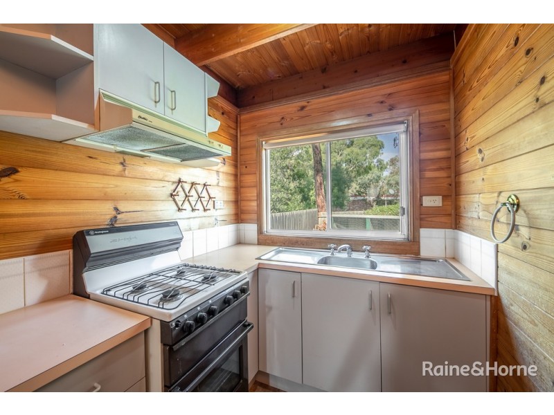 4 Dargie Court, Sunbury VIC 3429