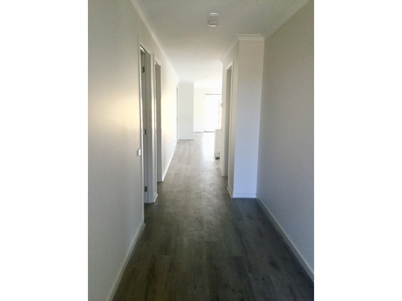 39 Jersey Drive, Sunbury VIC 3429