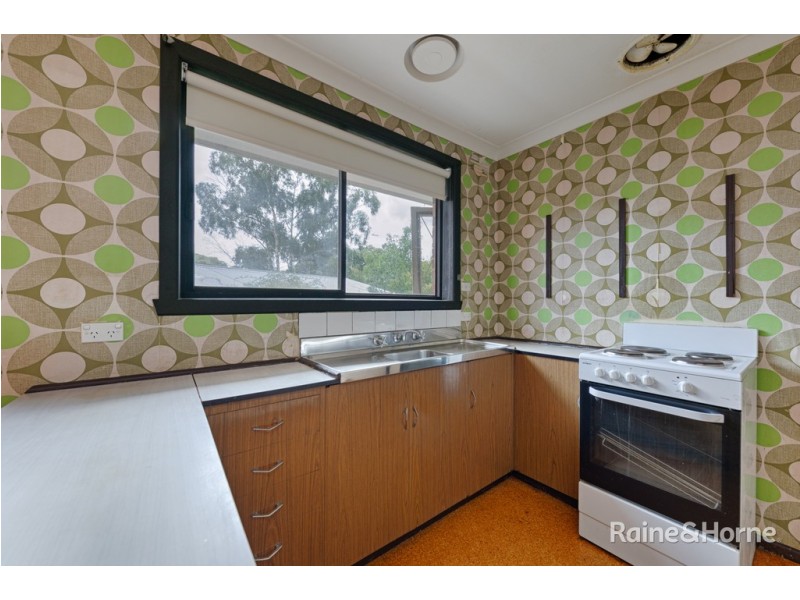 13-15 Casey Avenue, Sunbury VIC 3429