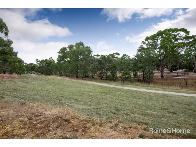 13-15 Casey Avenue, Sunbury VIC 3429