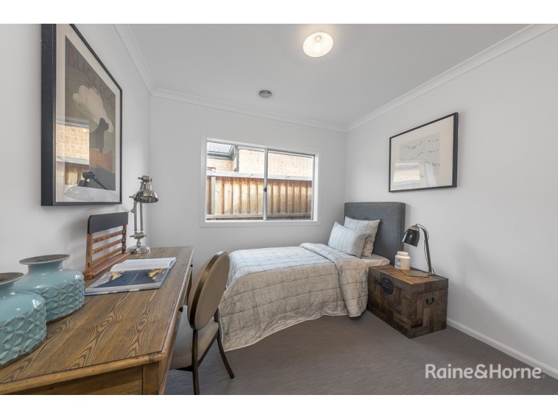 4 Lampton Way, Sunbury VIC 3429
