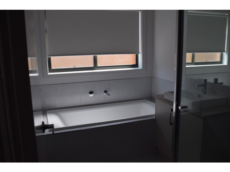 33 Splendour Circuit, Diggers Rest VIC 3427