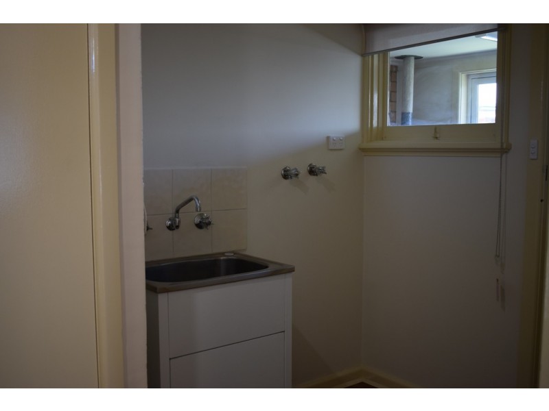 5 Barkly Street, Sunbury VIC 3429