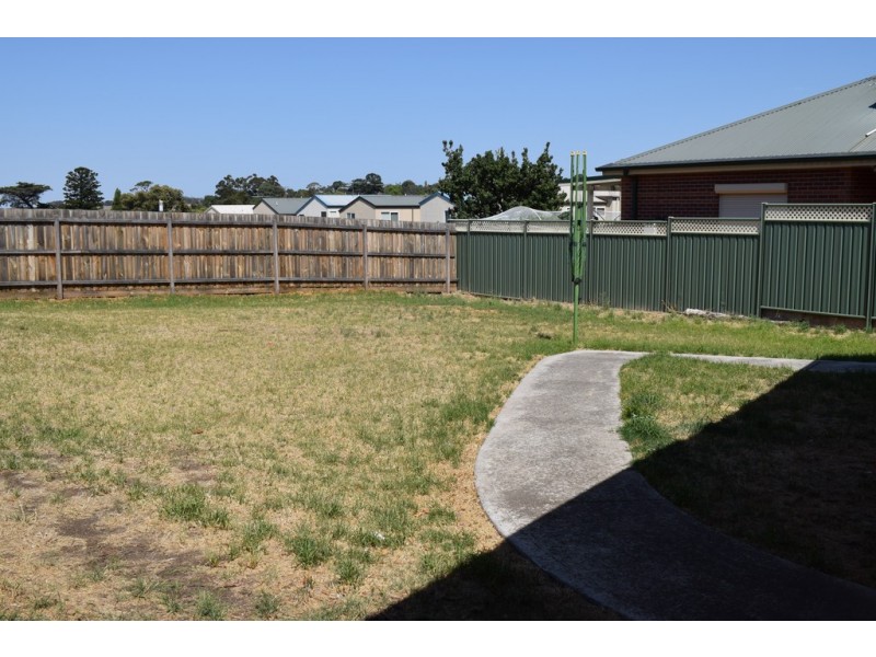 5 Barkly Street, Sunbury VIC 3429