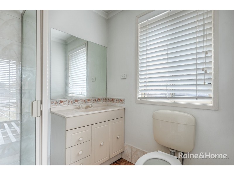 2 Daly Close, Sunbury VIC 3429