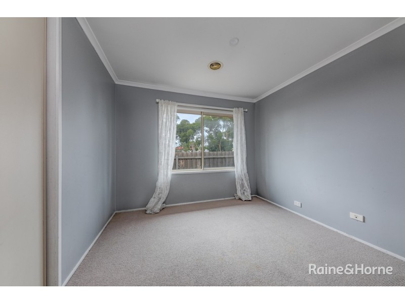 2 Daly Close, Sunbury VIC 3429