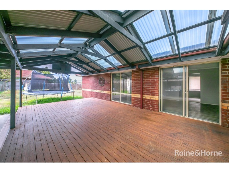 2 Daly Close, Sunbury VIC 3429