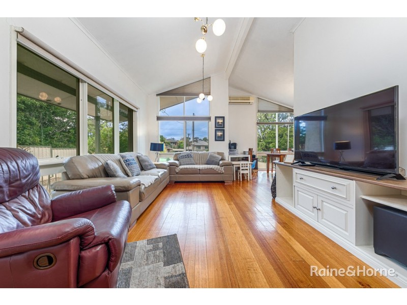 35 Vaughan Street, Sunbury VIC 3429