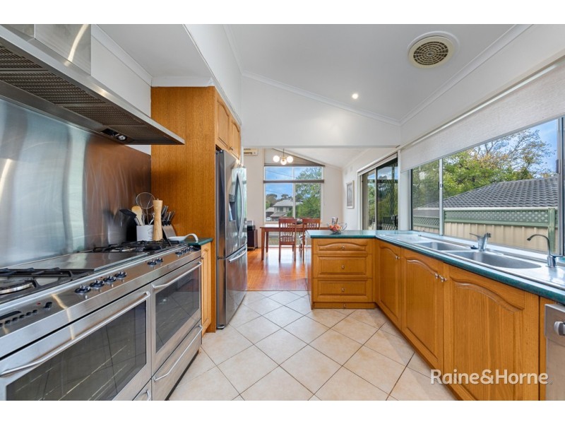 35 Vaughan Street, Sunbury VIC 3429