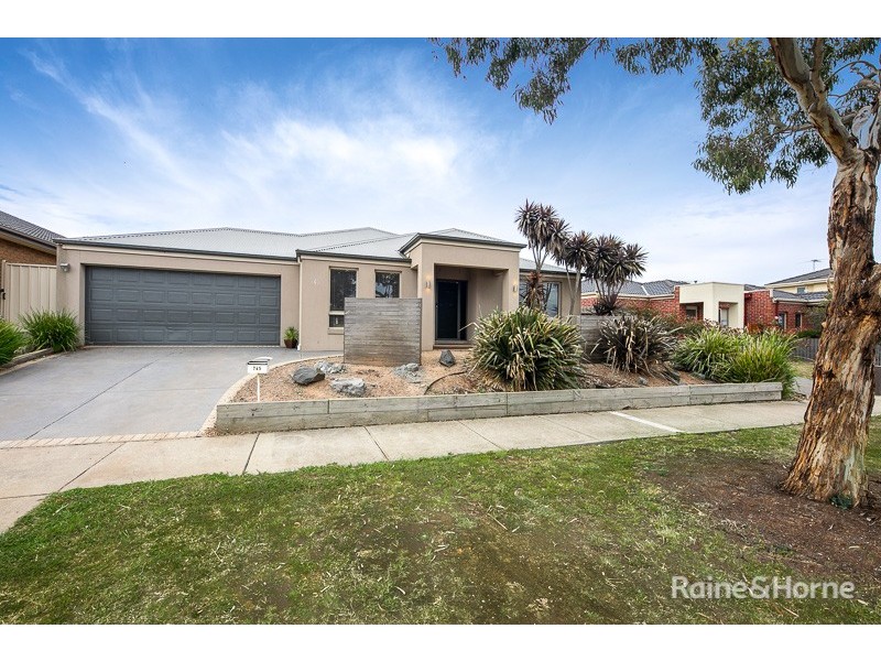 745 Elizabeth Drive, Sunbury VIC 3429