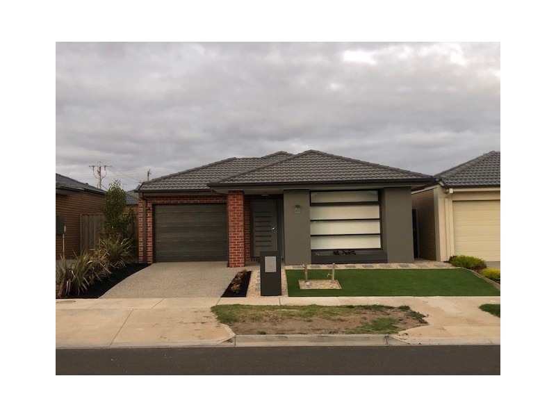 23 Rockfern Crescent, Diggers Rest VIC 3427