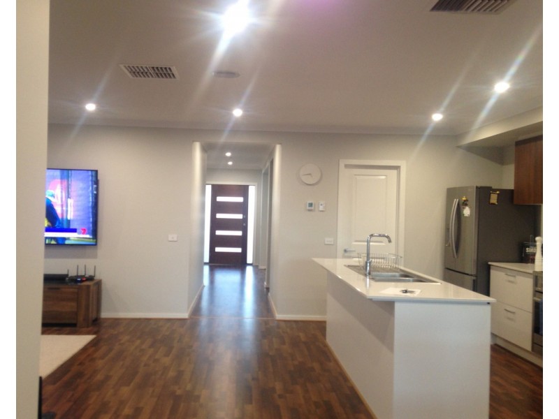 41 Healy Avenue, Sunbury VIC 3429