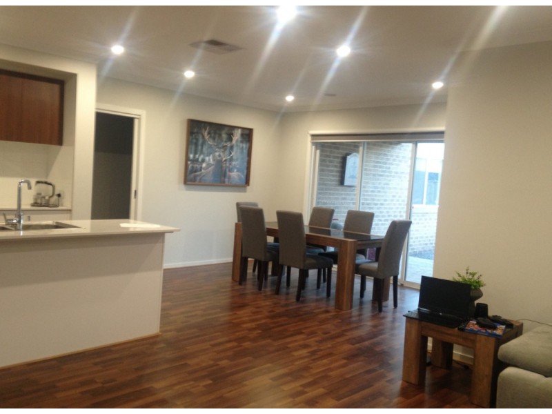 41 Healy Avenue, Sunbury VIC 3429