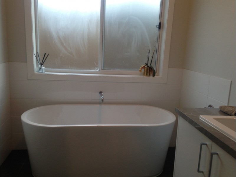 41 Healy Avenue, Sunbury VIC 3429