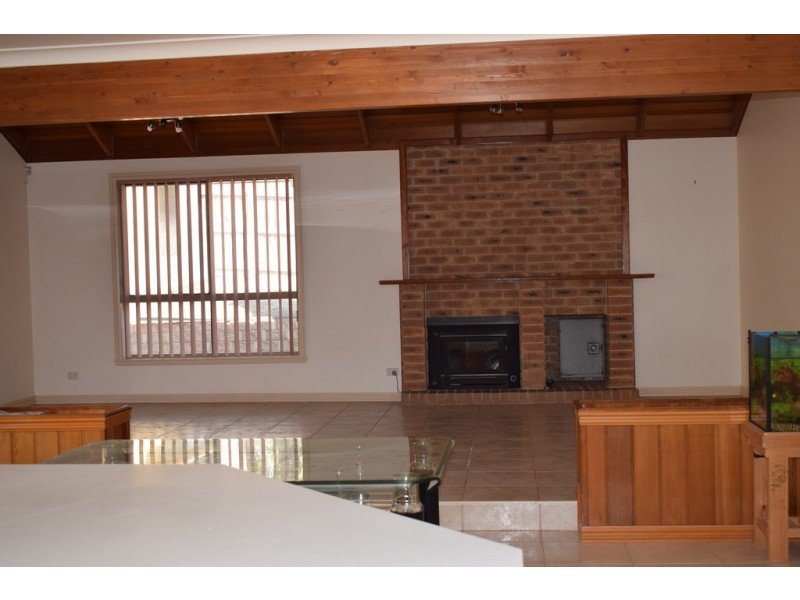 127 Stewarts Lane, Sunbury VIC 3429