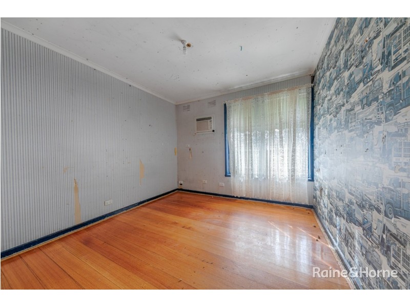 2 Eyre Street, Sunbury VIC 3429