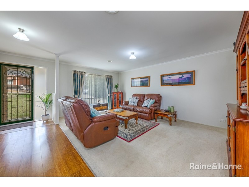19 Dadswell Court, Sunbury VIC 3429