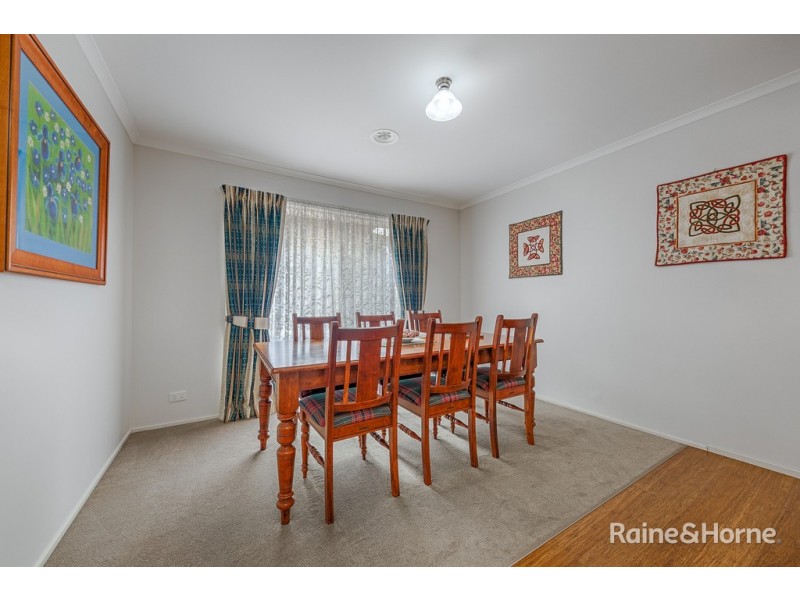 19 Dadswell Court, Sunbury VIC 3429