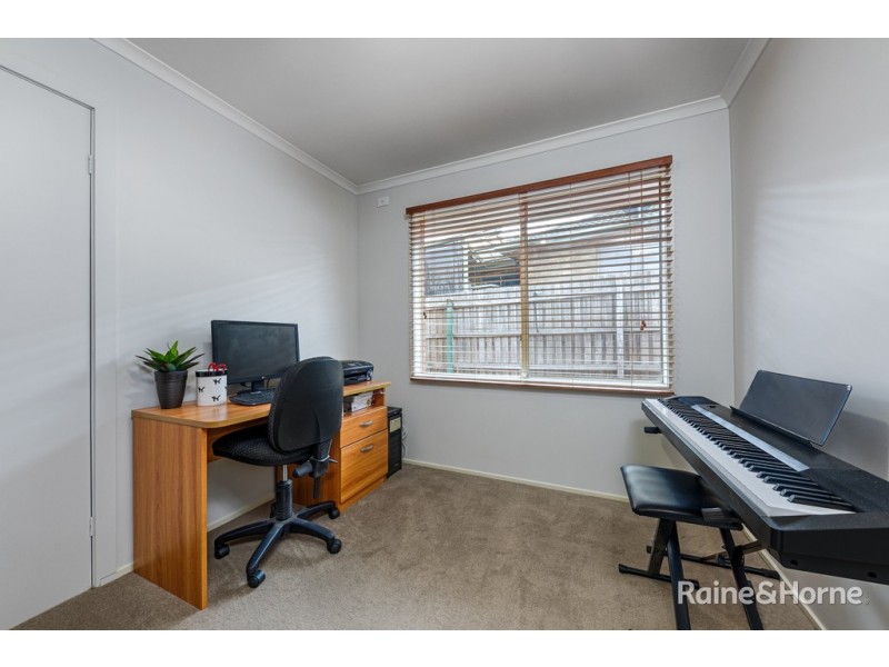 19 Dadswell Court, Sunbury VIC 3429