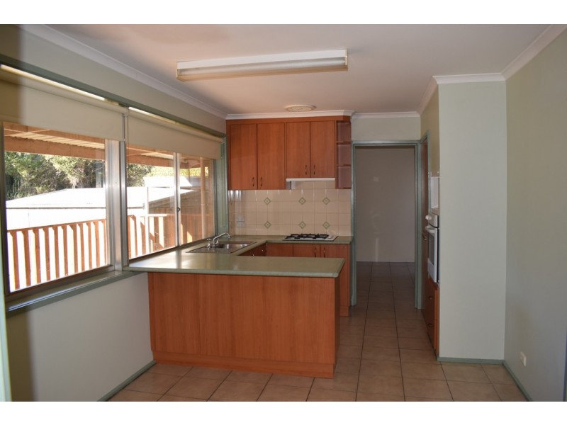 17 O’Malley Court, Sunbury VIC 3429