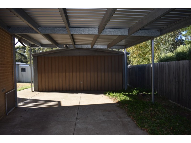 17 O’Malley Court, Sunbury VIC 3429