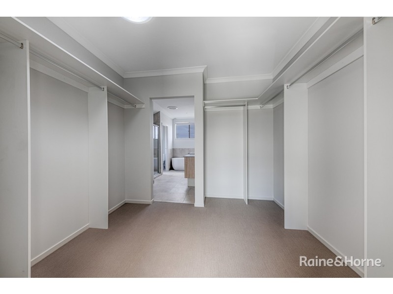 3 Civic Street, Diggers Rest VIC 3427