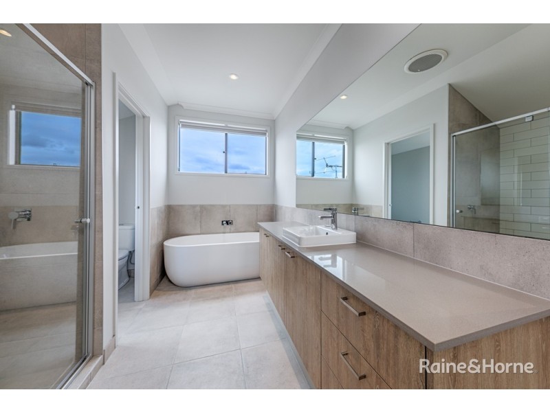 3 Civic Street, Diggers Rest VIC 3427