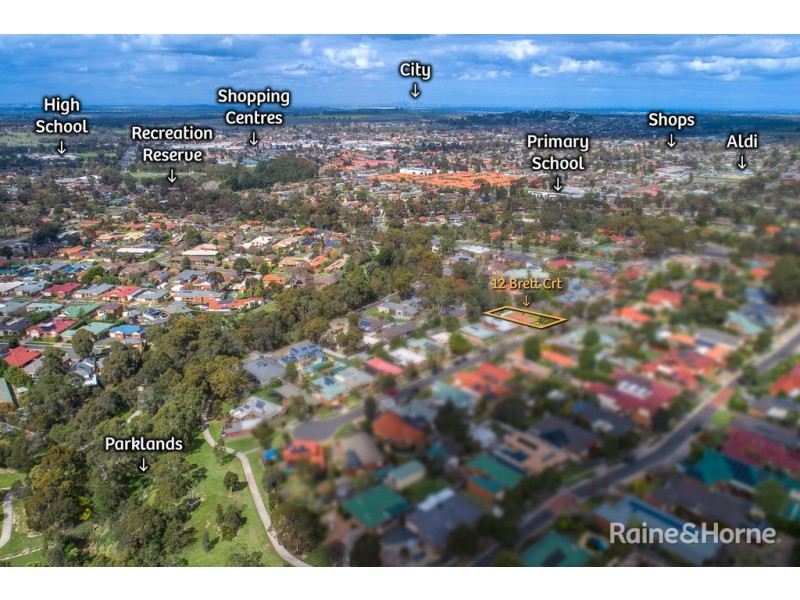 12 Brett Court, Sunbury VIC 3429